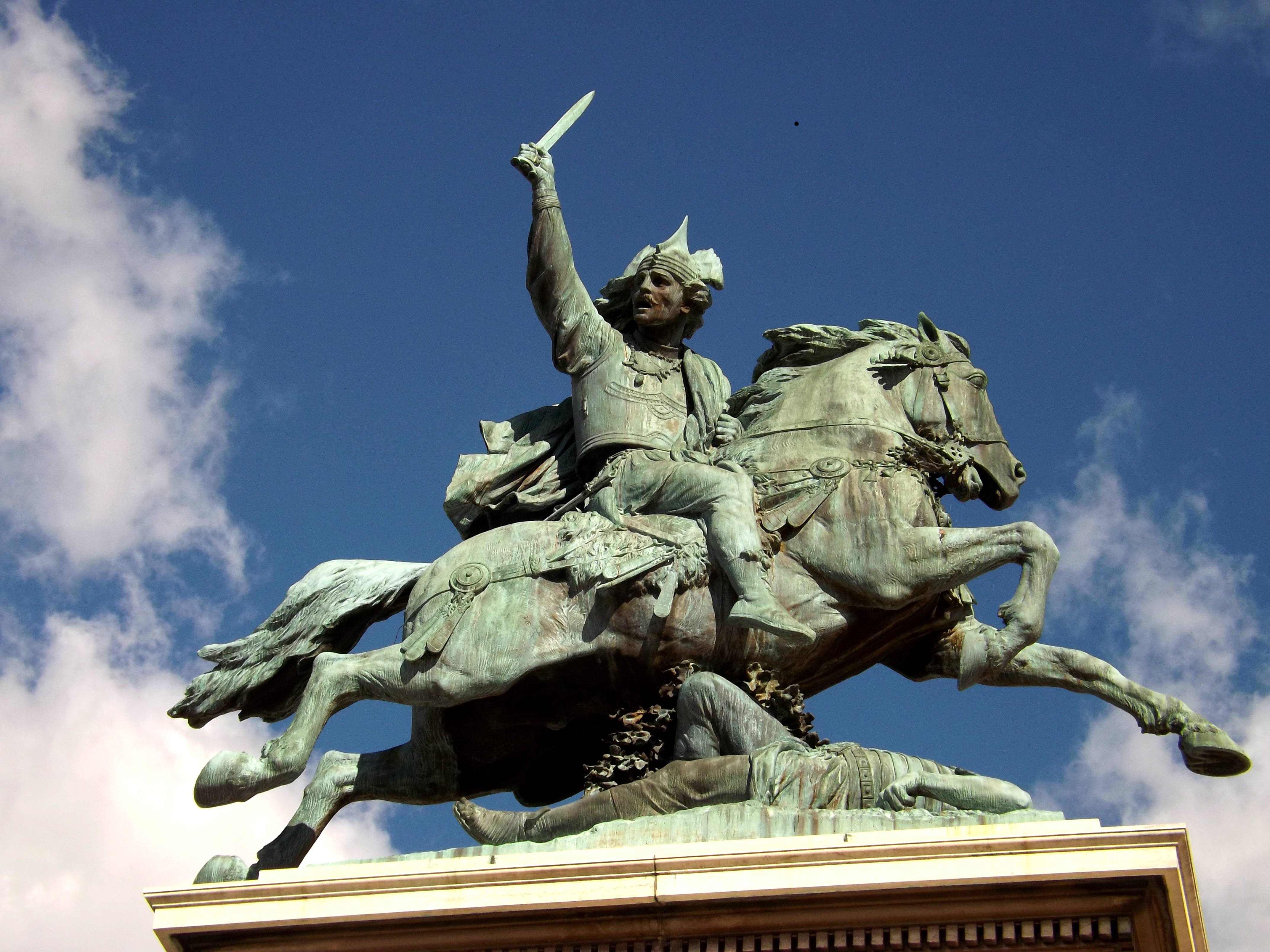 Vercingetorix (82BC-46 BC): Heroic Galic Chieftain and His Struggle Against Rome